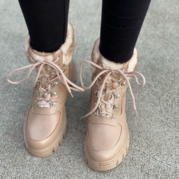 Taupe Lace-up Combat boot with faux fur ankle cuff - Picture 3 of 10